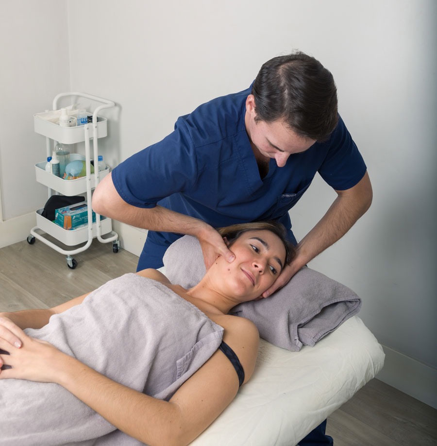 Fisioterapia - ¿Qué pasa cuando me “crujen” el cuello?